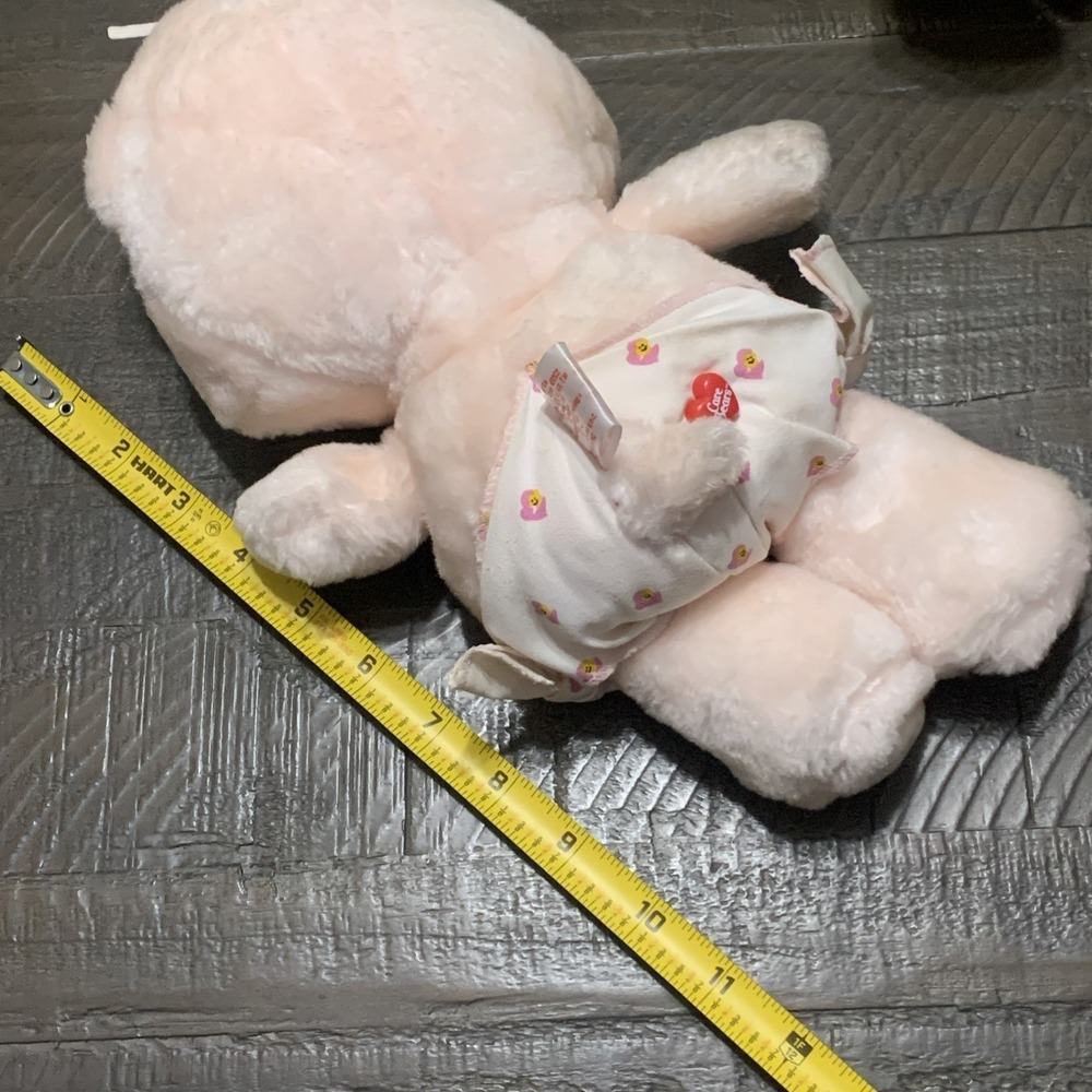 Vintage 1983 Kenner Care Bear Baby Hugs 11" Plush Stuffed Toy Animal with Diaper - Picture 8 of 8